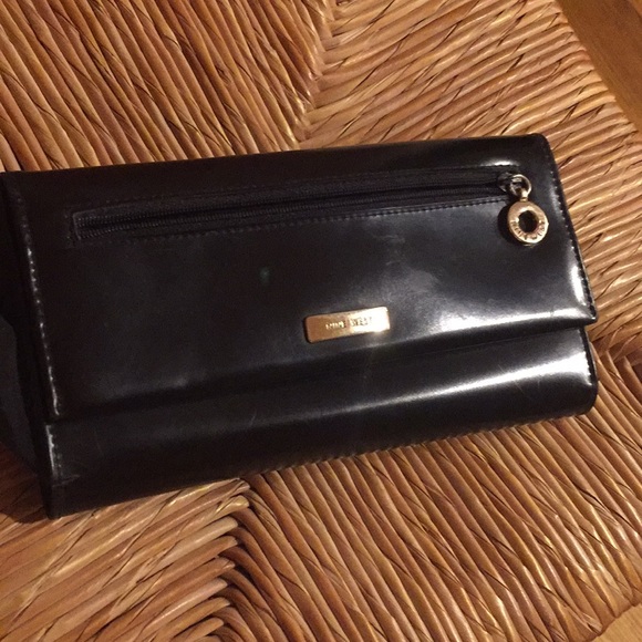 Nine West wallet - Picture 1 of 4